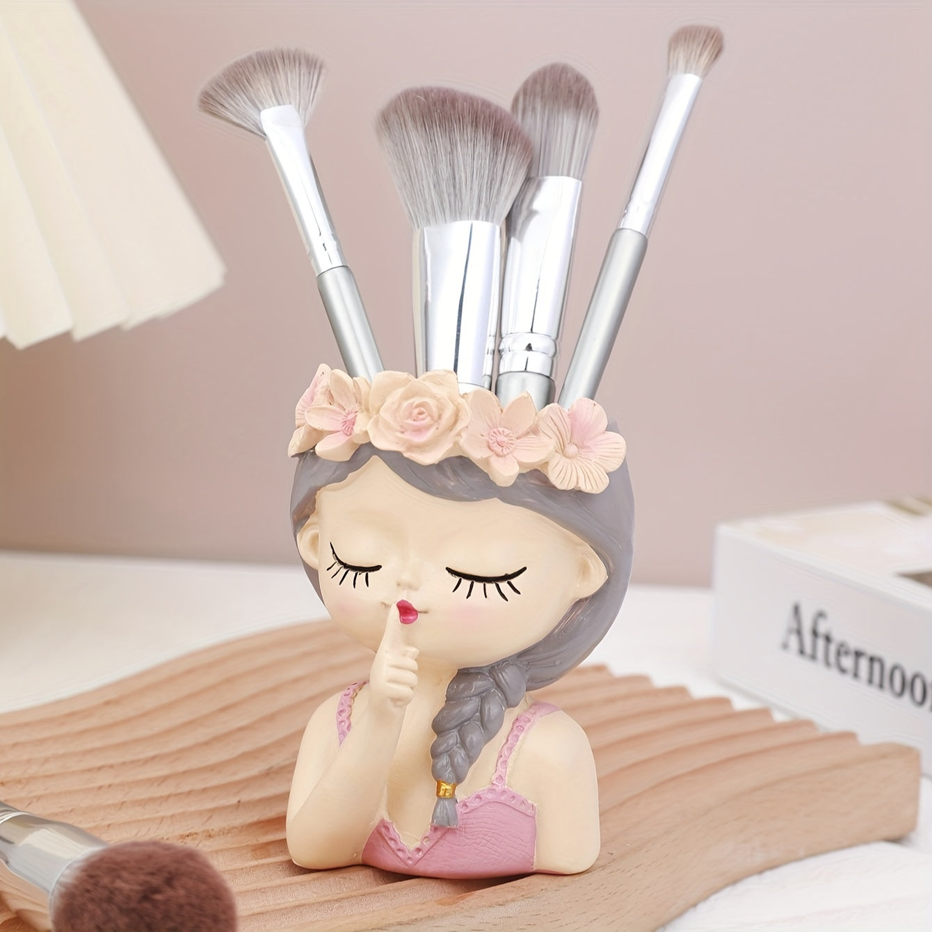 [Dustproof Makeup Holder] 1pc Dustproof Fairy Maiden Design Rotating Makeup Brush Holder | Cylinder Storage for Eyebrow Pencils and Brushes, Ideal for Dressing Table - Can Also Be Used as Pen Holder or Vase
