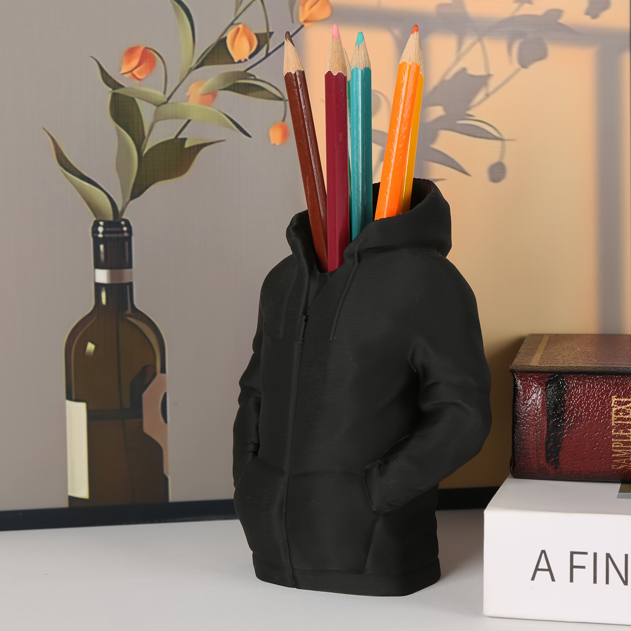 1pc Creative Hoodie-Shaped Pen & Makeup Brush Organizer - Black Durable Plastic Desktop Storage with Adjustable Hood, Decorative Desk Accessory for Home Office, Coffee Table, Dressing Table, Cute Office Supplies, Playful Design, Sturdy Construction,