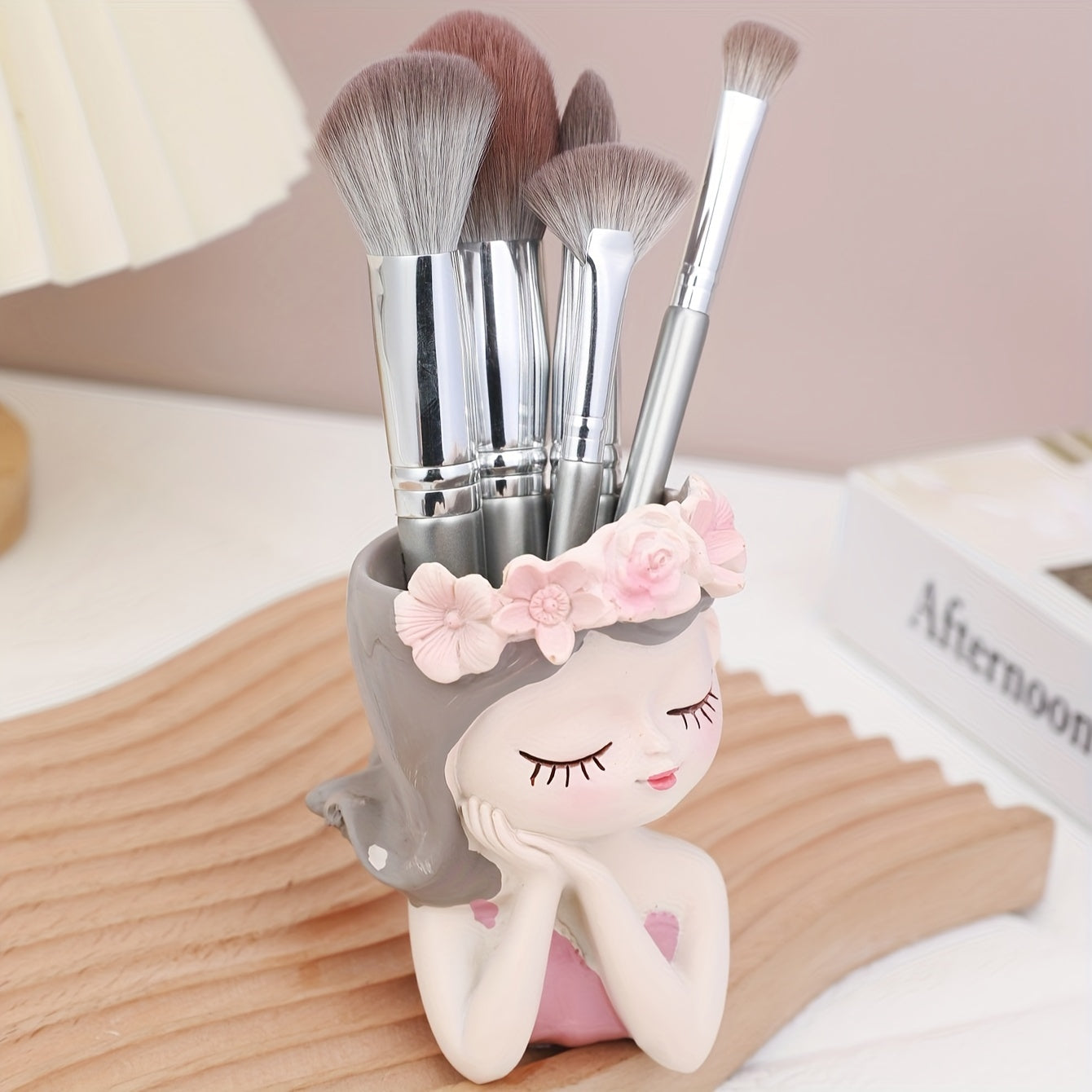 [Dustproof Makeup Holder] 1pc Dustproof Fairy Maiden Design Rotating Makeup Brush Holder | Cylinder Storage for Eyebrow Pencils and Brushes, Ideal for Dressing Table - Can Also Be Used as Pen Holder or Vase