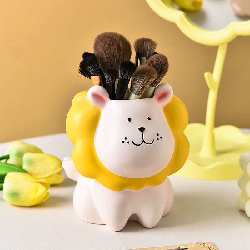 1pc Cute Lion Makeup Brush Organizer with Brush Holder - Makeup Vanity Decor, Desk Organizer, Cute Lion Face Cosmetic Storage for Women, Girls, Home or Salon Decoration - Lightweight Decoration, Playful Design, Unfinished Texture, Sturdy Construction,