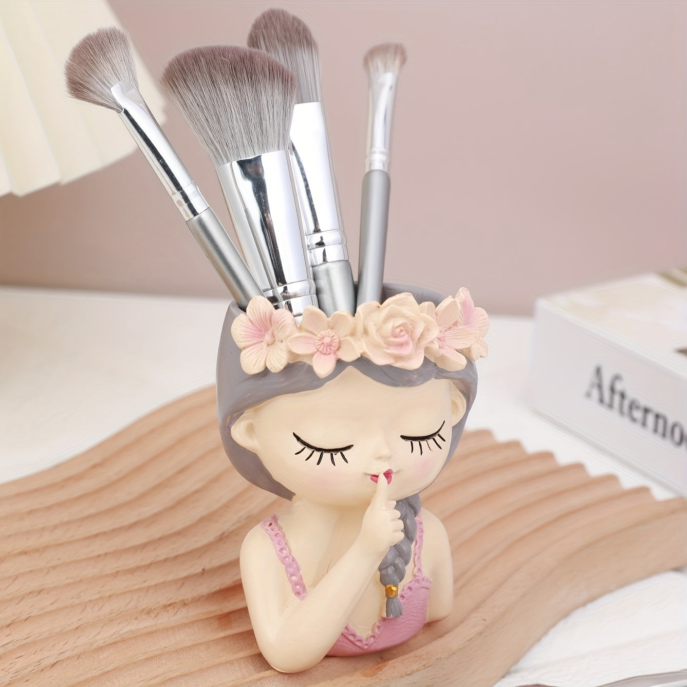 [Dustproof Makeup Holder] 1pc Dustproof Fairy Maiden Design Rotating Makeup Brush Holder | Cylinder Storage for Eyebrow Pencils and Brushes, Ideal for Dressing Table - Can Also Be Used as Pen Holder or Vase